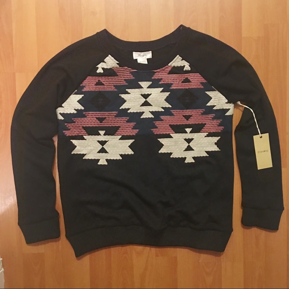 NWT Black Aztec sweatshirt